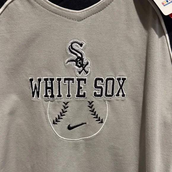 Nike MLB Chicago White Sox Outfit NWT - 24M - Picture 7 of 9